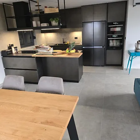 Appartamento Penthouse Hedonist With Hidromassage Bath *