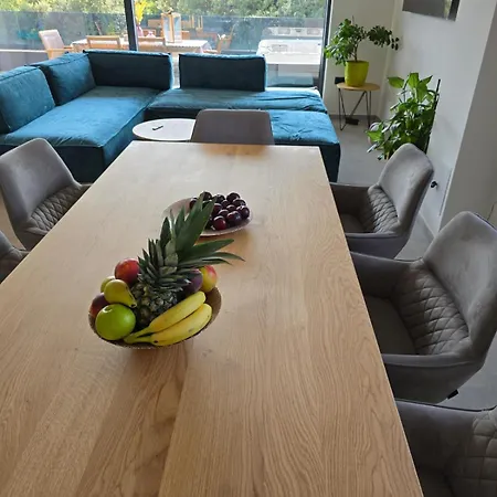 Appartamento Penthouse Hedonist With Hidromassage Bath Pola