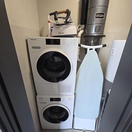 Penthouse Hedonist With Hidromassage Bath Апартаменти