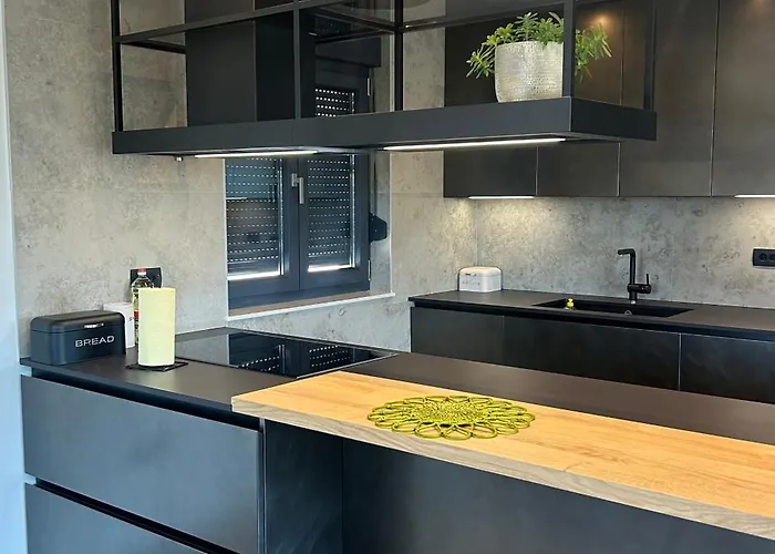 Penthouse Hedonist With Hidromassage Bath Apartmán *