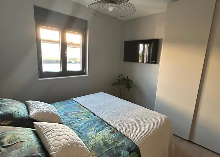 Apartmán Penthouse Hedonist With Hidromassage Bath Pula