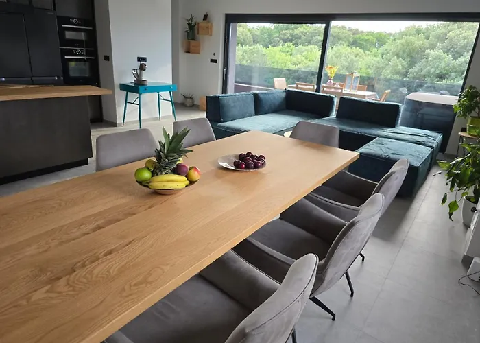 Penthouse Hedonist With Hidromassage Bath *